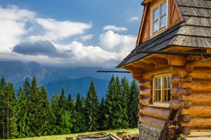 Book Your Perfect North Yellowstone, MT Cabin Getaway :: Discover a hand-picked selection of cabin resorts, rentals, and getaways in North Yellowstone, MT.